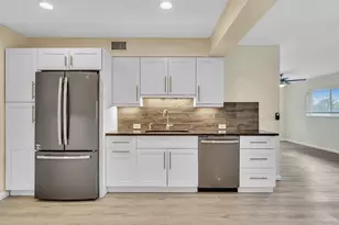 607 W Perry St, Lantana, FL 33462 - Photo 22