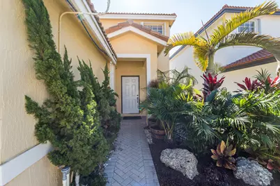 3944 Crescent Creek Drive, Coconut Creek, FL 33073 - Photo 2