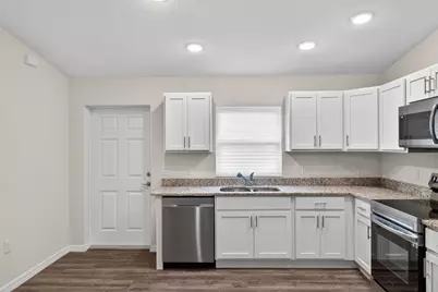 6056 Pecan Circle, Labelle, FL 33935 - Photo 8