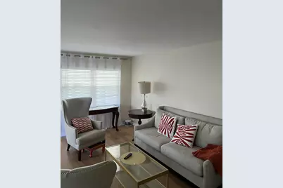 299 Dorset H, Boca Raton, FL 33434 - Photo 8