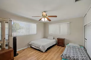 530 Australian Cir, West Palm Beach, FL 33403 - Photo 8