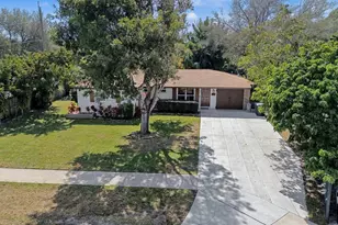 530 Australian Cir, West Palm Beach, FL 33403 - Photo 16