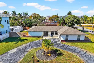 3651 Palm Dr, Riviera Beach, FL 33404 - Photo 54