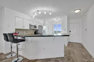 2334 S Cypress Bend Dr, Pompano Beach, FL 33069 - Photo 2