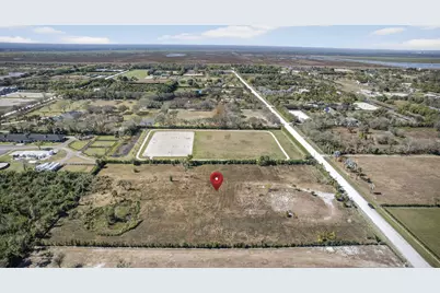 16296 Deer Path Lane, Wellington, FL 33470 - Photo 32