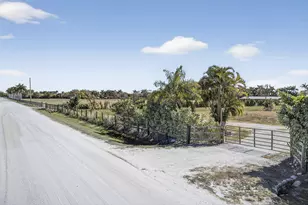 16296 Deer Path Ln, Wellington, FL 33470 - Photo 20