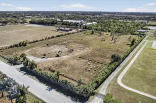 16296 Deer Path Ln, Wellington, FL 33470 - Photo 36