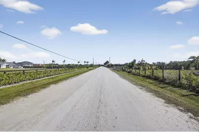 16296 Deer Path Lane, Wellington, FL 33470 - Photo 18