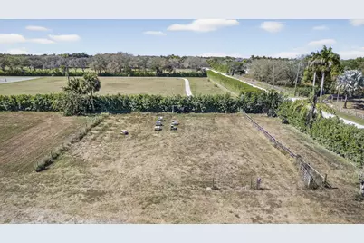 16296 Deer Path Lane, Wellington, FL 33470 - Photo 40