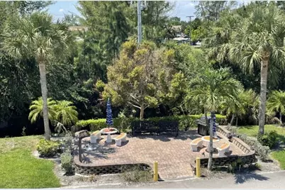 306 Wellington L, West Palm Beach, FL 33417 - Photo 14