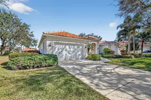 7139 Crystal Lake Dr, West Palm Beach, FL 33411 - Photo 2