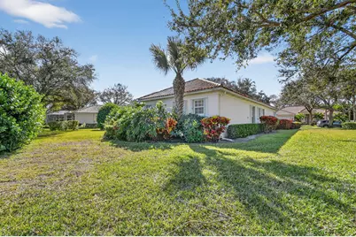 7139 Crystal Lake Drive, West Palm Beach, FL 33411 - Photo 52