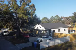 1606 S 45th St, Tampa, FL 33619 - Photo 2