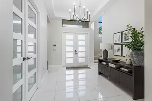 17317 Santaluce Mnr, Boca Raton, FL 33496 - Photo 4