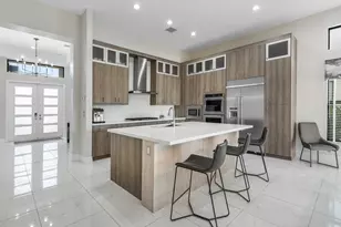 17317 Santaluce Mnr, Boca Raton, FL 33496 - Photo 6