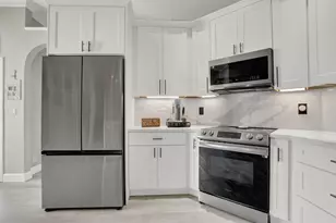 8512 NW 45th St, Coral Springs, FL 33065 - Photo 10