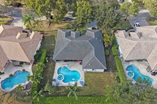 8512 NW 45th St, Coral Springs, FL 33065 - Photo 2