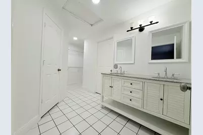 1107 Woodcrest Road W, West Palm Beach, FL 33417 - Photo 12