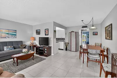 3012 Oakridge A, Deerfield Beach, FL 33442 - Photo 2