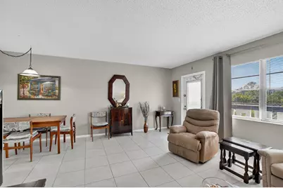 3012 Oakridge A, Deerfield Beach, FL 33442 - Photo 6