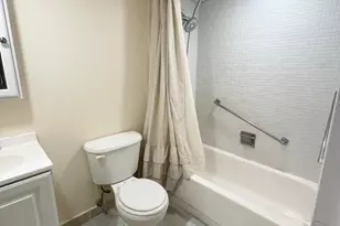 314 Saxony G, Delray Beach, FL 33446 - Photo 16