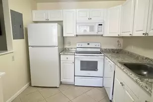 314 Saxony G, Delray Beach, FL 33446 - Photo 6