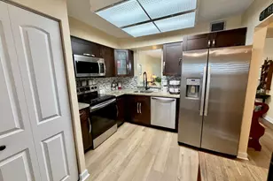 7320 Lake Cir Dr, Margate, FL 33063 - Photo 4