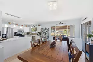 1802 SE Carvalho St, Port Saint Lucie, FL 34983 - Photo 8