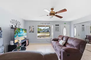 1802 SE Carvalho St, Port Saint Lucie, FL 34983 - Photo 6