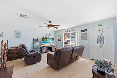 1802 SE Carvalho Street, Port Saint Lucie, FL 34983 - Photo 4