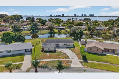 1422 42nd Street, West Palm Beach, FL 33407 - Photo 1