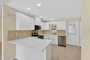 1422 42nd St, West Palm Beach, FL 33407 - Photo 10