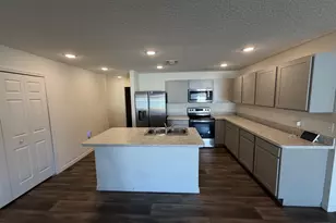 2143 SE Trillo St, Port Saint Lucie, FL 34952 - Photo 10