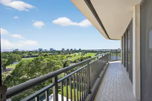 2427 Presidential Way, West Palm Beach, FL 33401 - Photo 16