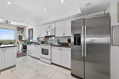 2427 Presidential Way #803, West Palm Beach, FL 33401 - Photo 12