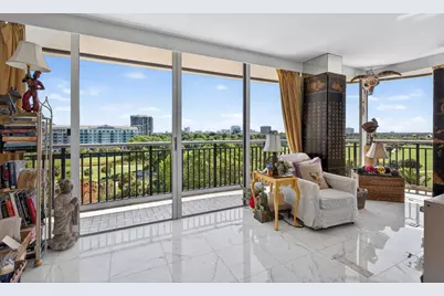 2427 Presidential Way #803, West Palm Beach, FL 33401 - Photo 6