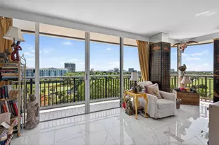 2427 Presidential Way, West Palm Beach, FL 33401 - Photo 6