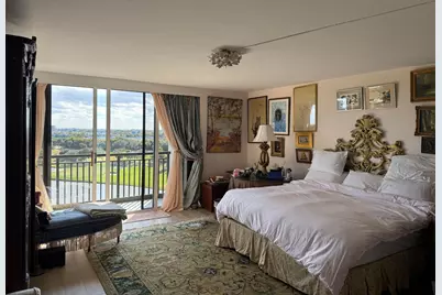 2427 Presidential Way #803, West Palm Beach, FL 33401 - Photo 6