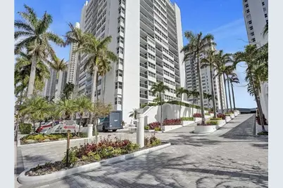 1880 S Ocean Drive #308, Hallandale Beach, FL 33009 - Photo 1
