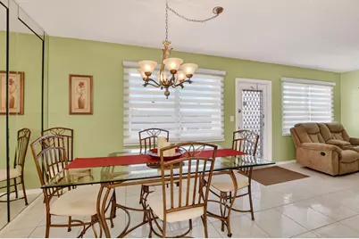 4110 Oakridge V, Deerfield Beach, FL 33442 - Photo 8