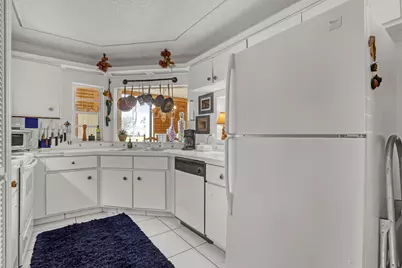 5779 Parkwalk Drive, Boynton Beach, FL 33472 - Photo 18