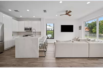 4070 NW 58th Lane, Boca Raton, FL 33496 - Photo 8