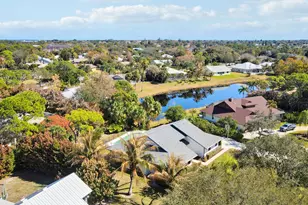 899 NE Juniper Pl, Jensen Beach, FL 34957 - Photo 46