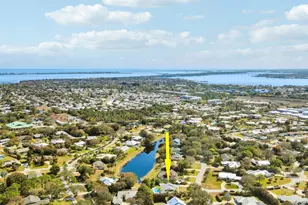 899 NE Juniper Pl, Jensen Beach, FL 34957 - Photo 48