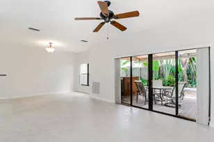 363 W Camino Real, Boca Raton, FL 33432 - Photo 12