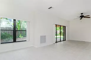 363 W Camino Real, Boca Raton, FL 33432 - Photo 16