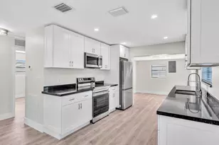 3870 SW 60th Ave, Davie, FL 33314 - Photo 10