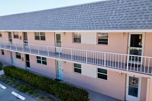 18081 SE Country Club Dr, Jupiter, FL 33469 - Photo 12