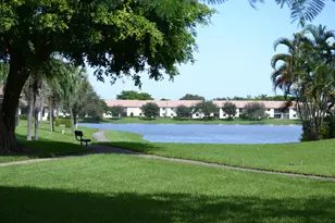 418 Cottonwood Pl, Boca Raton, FL 33431 - Photo 26