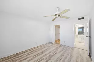 452 Brittany J, Delray Beach, FL 33446 - Photo 10